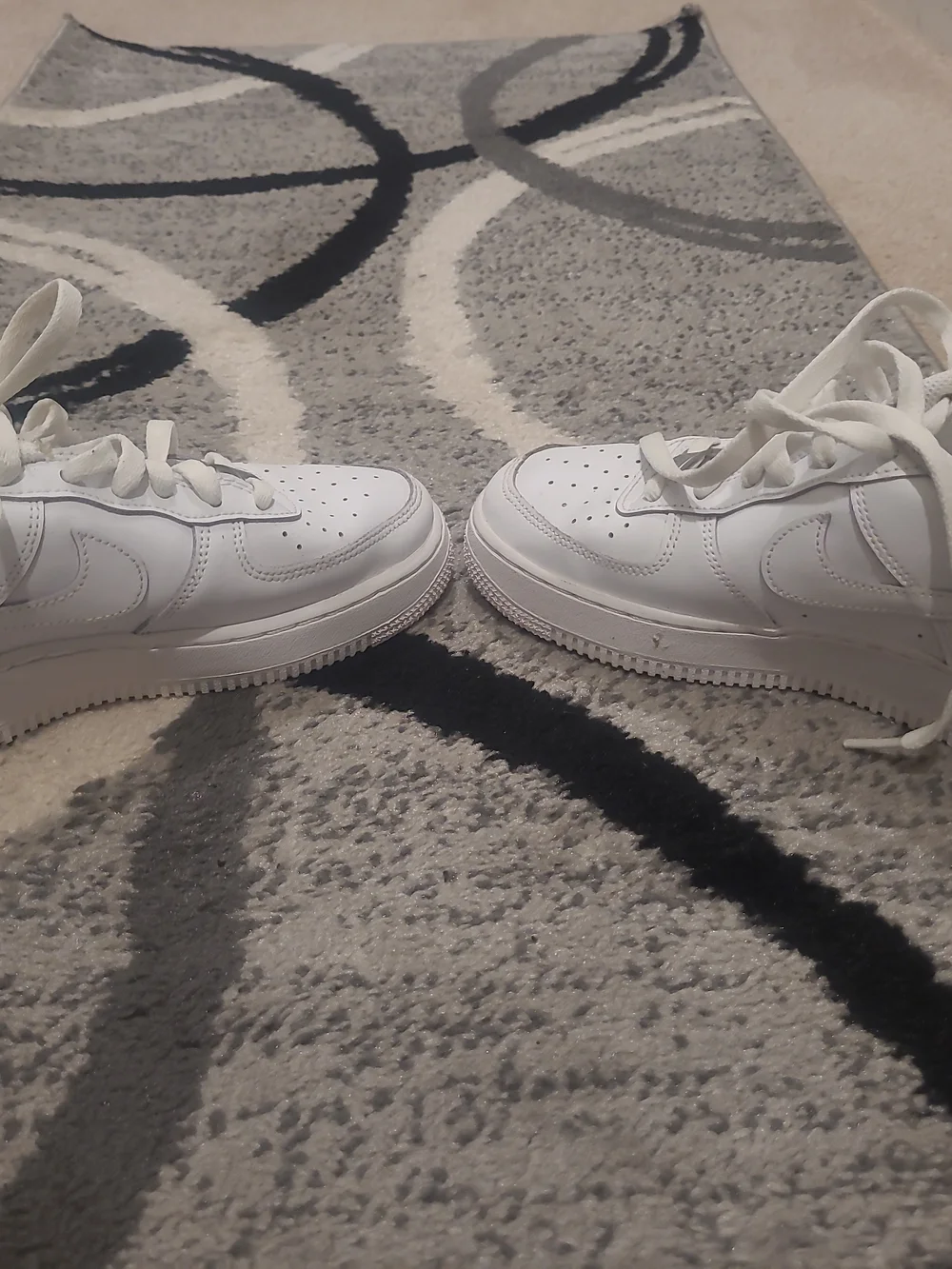 Nike Air Force 1  LE Big Kids Youth 6Y Women 7.5 Sneaker DH2920-111